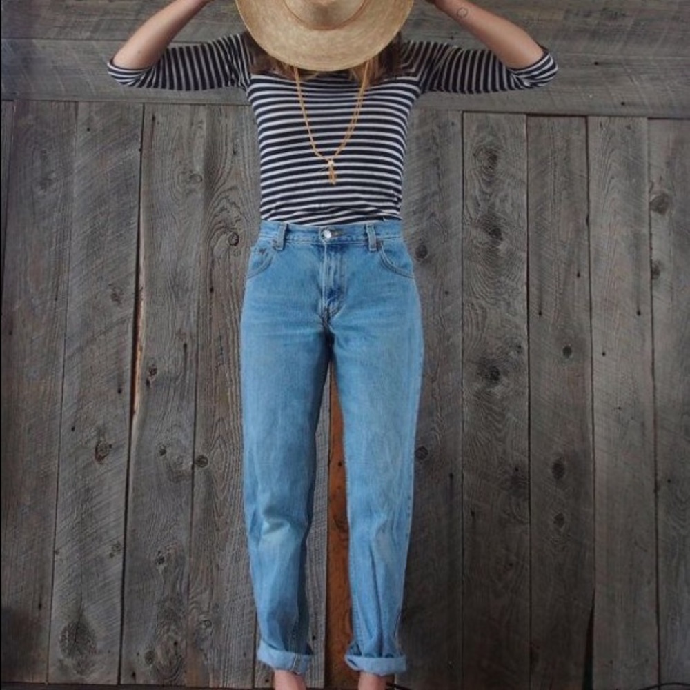 Vintage Levi’s 550 mom jeans high waisted